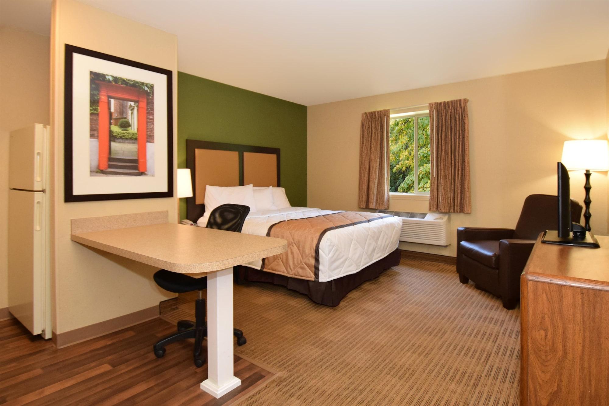 Extended Stay America Select Suites - Detroit - Ann Arbor - University South Exterior photo