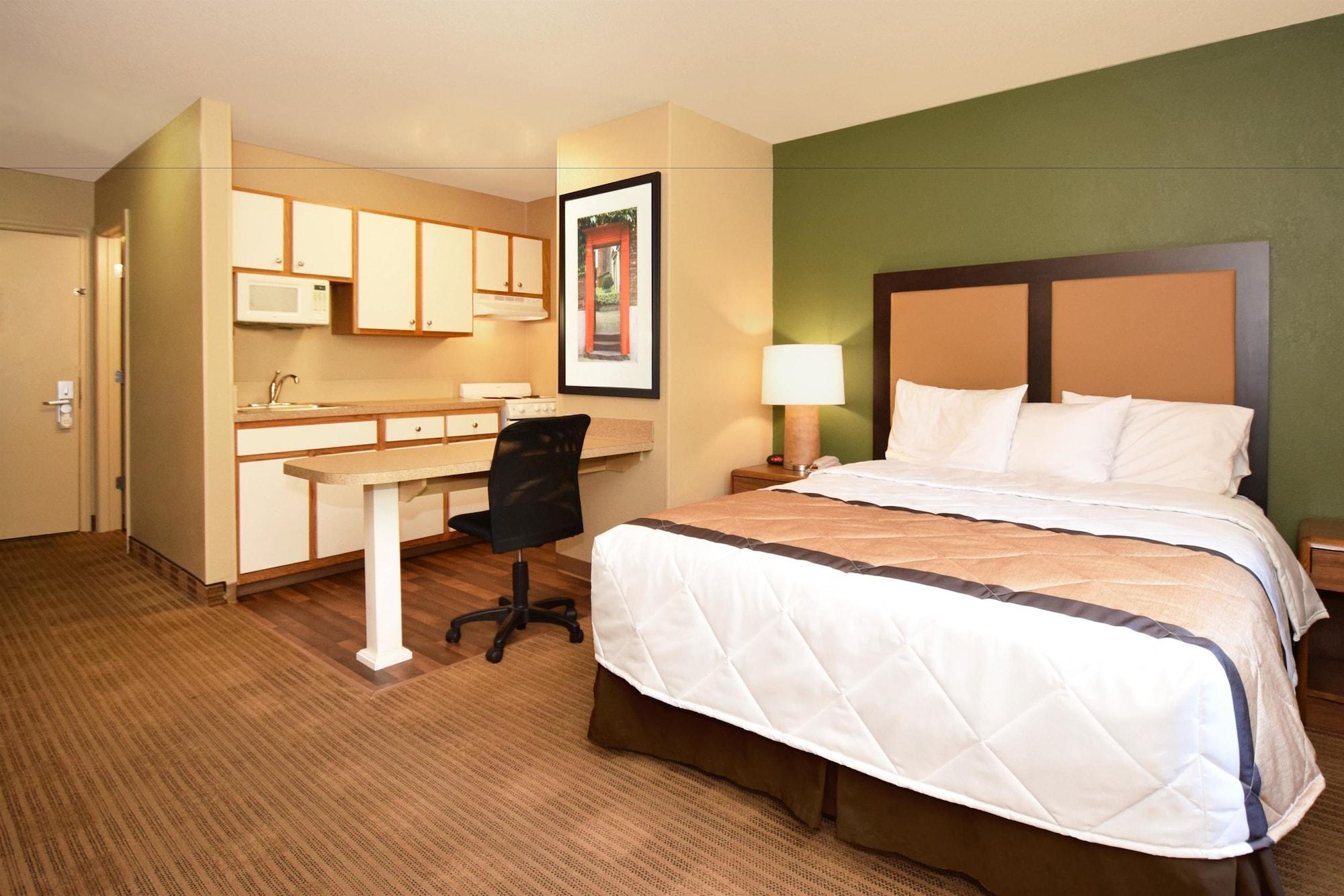 Extended Stay America Select Suites - Detroit - Ann Arbor - University South Exterior photo
