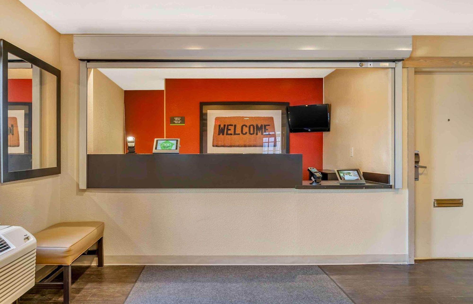 Extended Stay America Select Suites - Detroit - Ann Arbor - University South Exterior photo