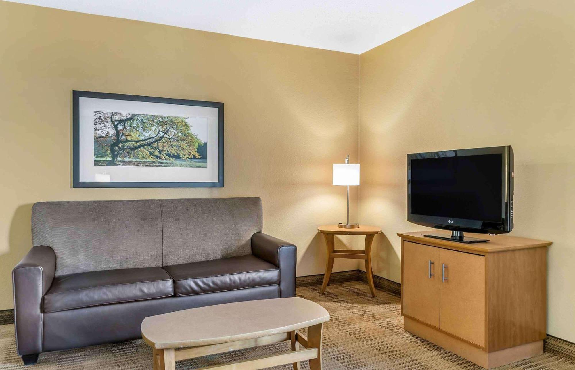 Extended Stay America Select Suites - Detroit - Ann Arbor - University South Exterior photo