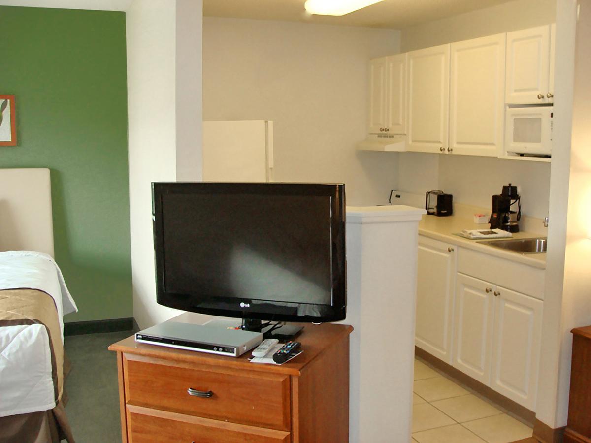 Extended Stay America Select Suites - Detroit - Ann Arbor - University South Exterior photo